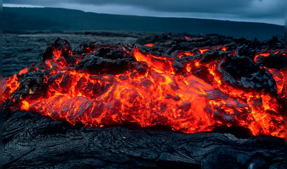 La columna pulsante del manto caliente debajo de Etiopía está separando la región y formando un nuevo océano. Foto: IA.