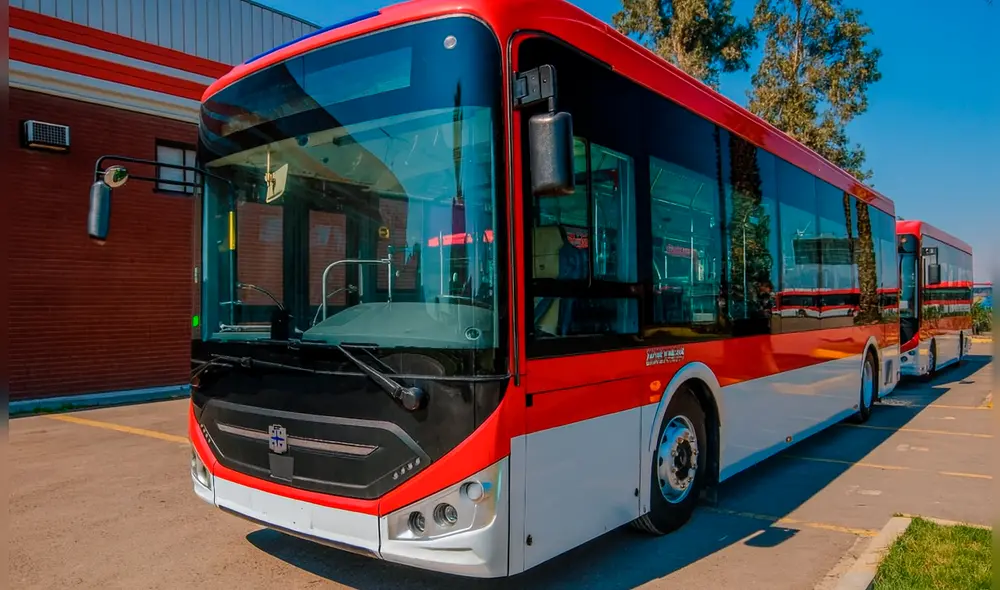 Chile se encuentra entre los países con el transporte público más moderno de Sudamérica. Foto: Inteligencia Artificial. Chile se encuentra entre los países con el transporte público más moderno de Sudamérica. Foto: Inteligencia Artificial.