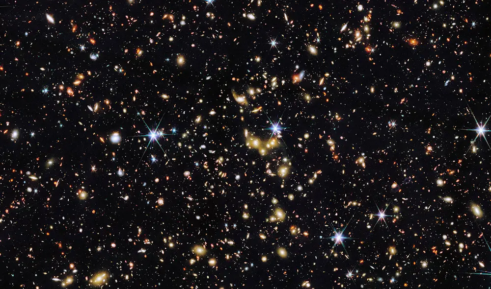 Los astrónomos obtuvieron la imagen de grupos de galaxias en una sola imagen gracias al James Webb. Foto: ESA/NASA/CSA