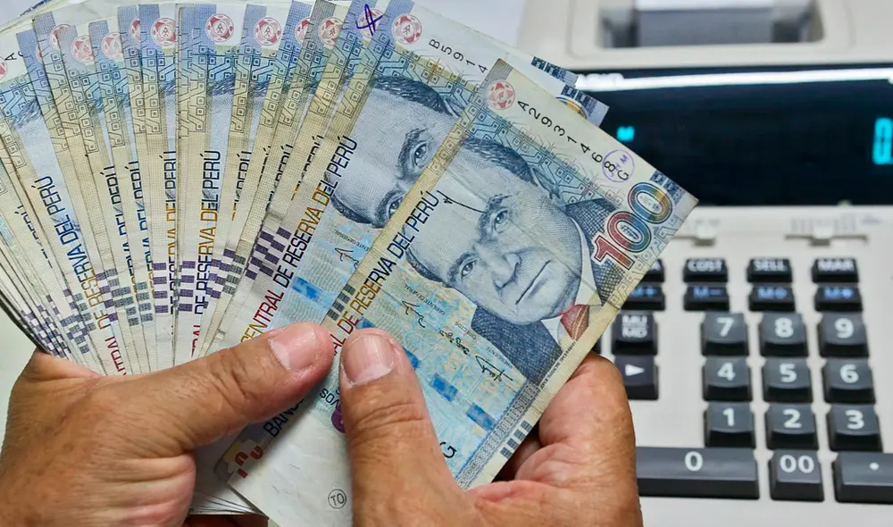 Si tienes seguro EsSalud te corresponde un 9% adicional en la gratificación, si tienes EPS te corresponde un 6.75% más.