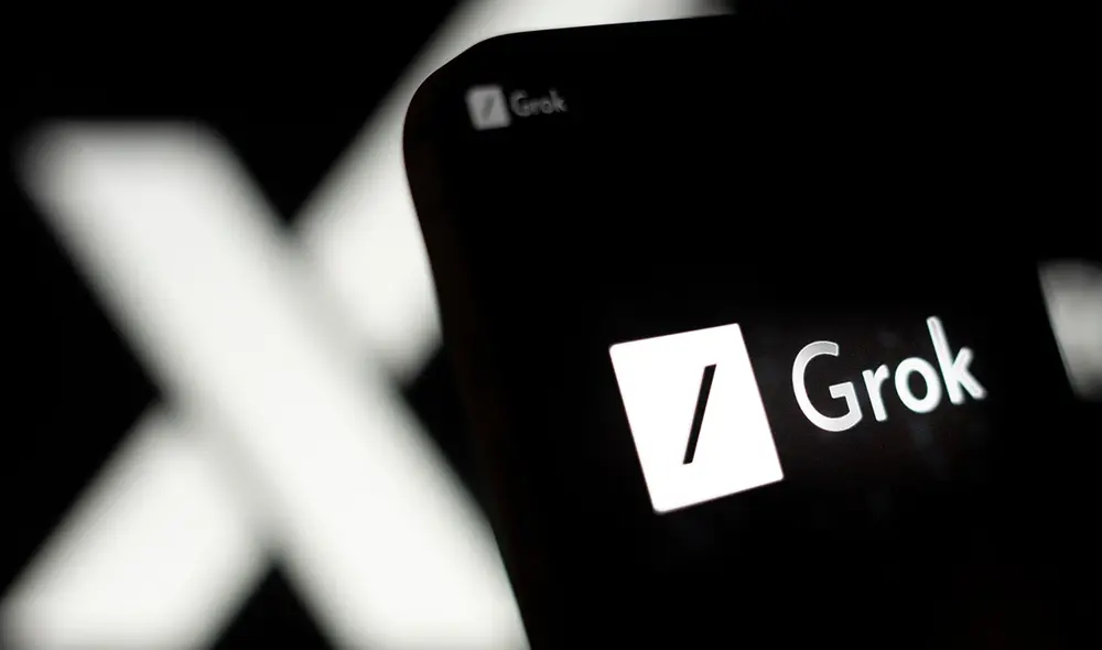 Grok es un chatbot integrado en la plataforma de X. Foto. Grok