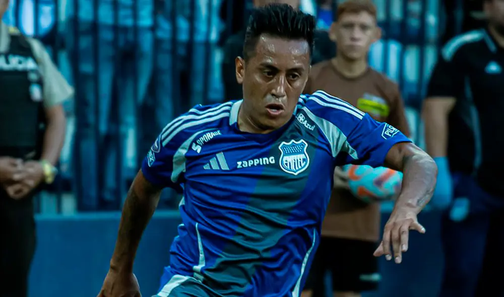 Christian Cueva solo ha jugado un partido completo con el Bombillo de los cuatro que lleva disputados. Foto: Club Sport Emelec