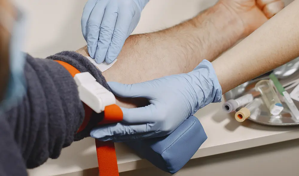 Las células madre permiten producir sangre artificial al reprogramar células y activar el CXCR4. Foto: Freepik Las células madre permiten producir sangre artificial al reprogramar células y activar el CXCR4. Foto: Freepik