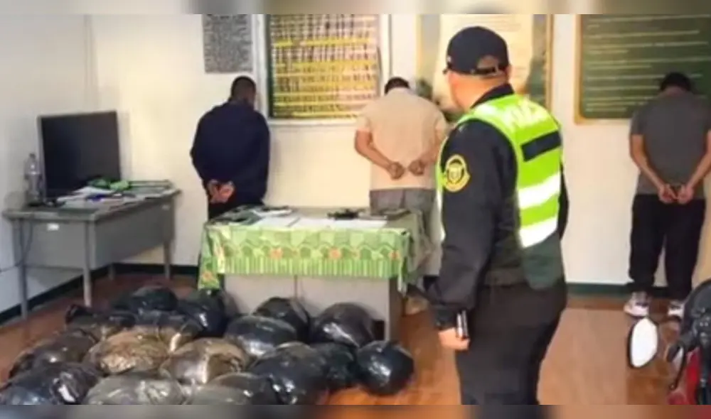 Los 2 policías detenidos por trasladar 90 kilos de marihuana en Huánuco contaban con el apoyo de un civil.