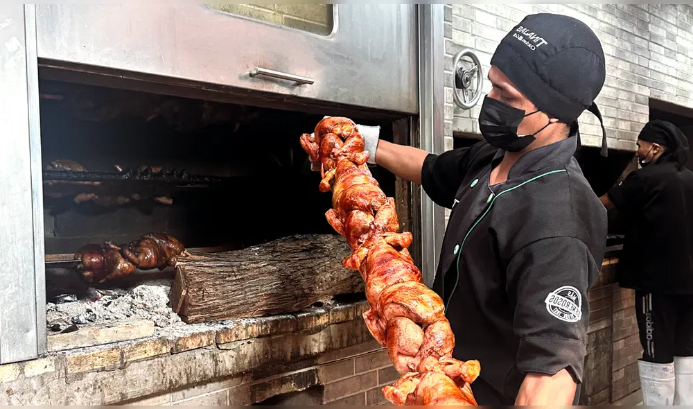 Se espera que el día del pollo a la brasa mueva millones en la economía nacional ese día. Fuente :Difusión Se espera que el día del pollo a la brasa mueva millones en la economía nacional ese día. Fuente :Difusión