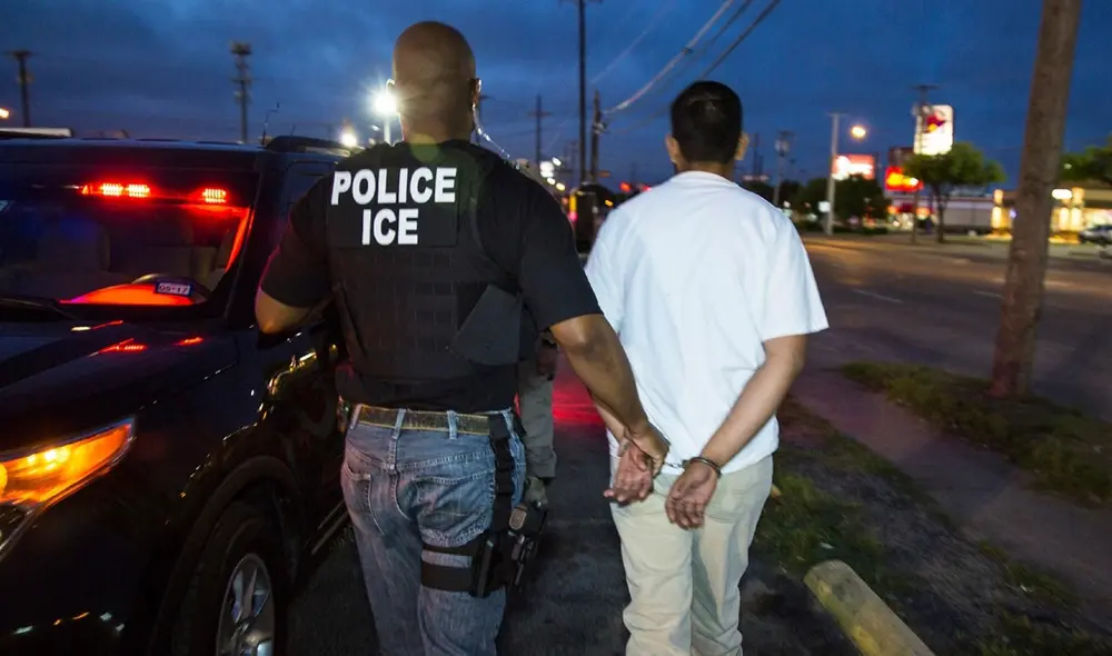Un migrante cubano en EE.UU. enfrenta una multa de US$690 mil tras una orden de deportación del ICE