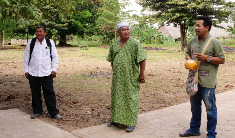 Las personas podrán sentirse identificadas con los grupos étnicos. Las personas podrán sentirse identificadas con los grupos étnicos.