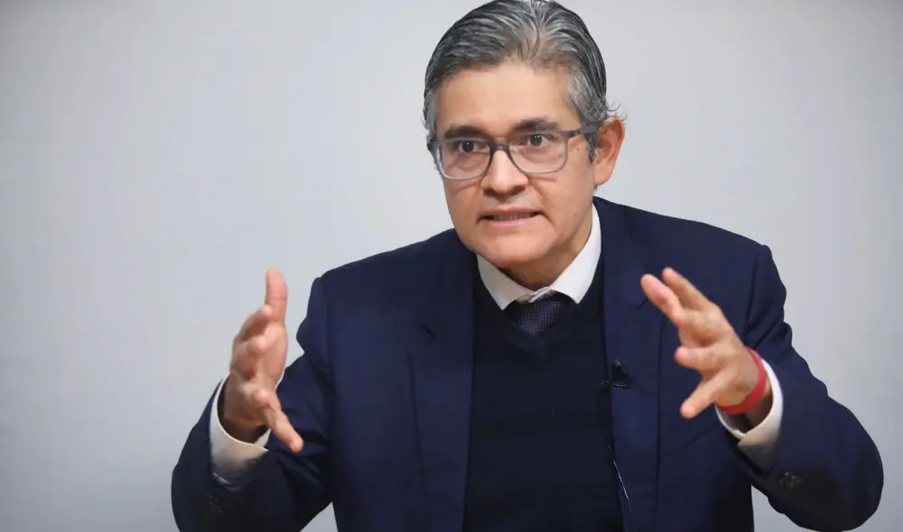 José Domingo Pérez se cuestionó el retorno de Patricia Benavides y se refirió al intento del Congreso de reformar la Fiscalía. Foto: Composición/LR José Domingo Pérez se cuestionó el retorno de Patricia Benavides y se refirió al intento del Congreso de reformar la Fiscalía. Foto: Composición/LR