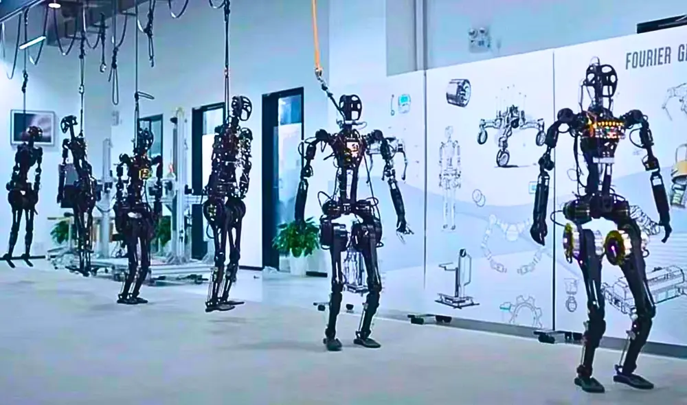 China considera posible consecuencias negativas en el uso de robots humanoides en el ejército.