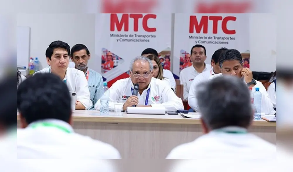 César Sandoval, ministro de transportes y comunicaciones, impulsa obras de infraestructura vial a nivel nacional