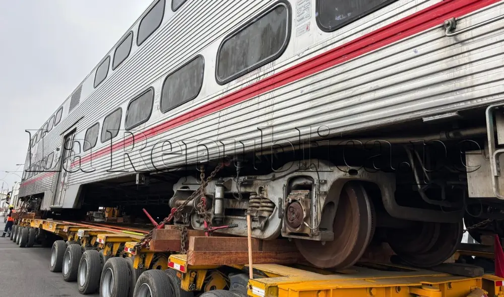 Coches del tren de Rafael López Aliaga en Callao que fueron dados de baja en EE.UU. luego de más de 40 años. Créditos: Grecia Infante / La República Coches del tren de Rafael López Aliaga en Callao que fueron dados de baja en EE.UU. luego de más de 40 años. Créditos: Grecia Infante / La República