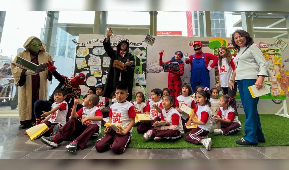 Cada vez más escolares leen en la escuelas. Cada vez más escolares leen en la escuelas.