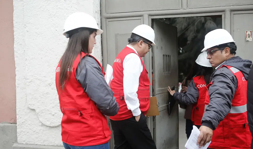 Contraloría inspeccionó estación Monserrate donde son almacenados a la interperie coches y vagones. Créditos: Marco Cotrina / La República Contraloría inspeccionó estación Monserrate donde son almacenados a la interperie coches y vagones. Créditos: Marco Cotrina / La República