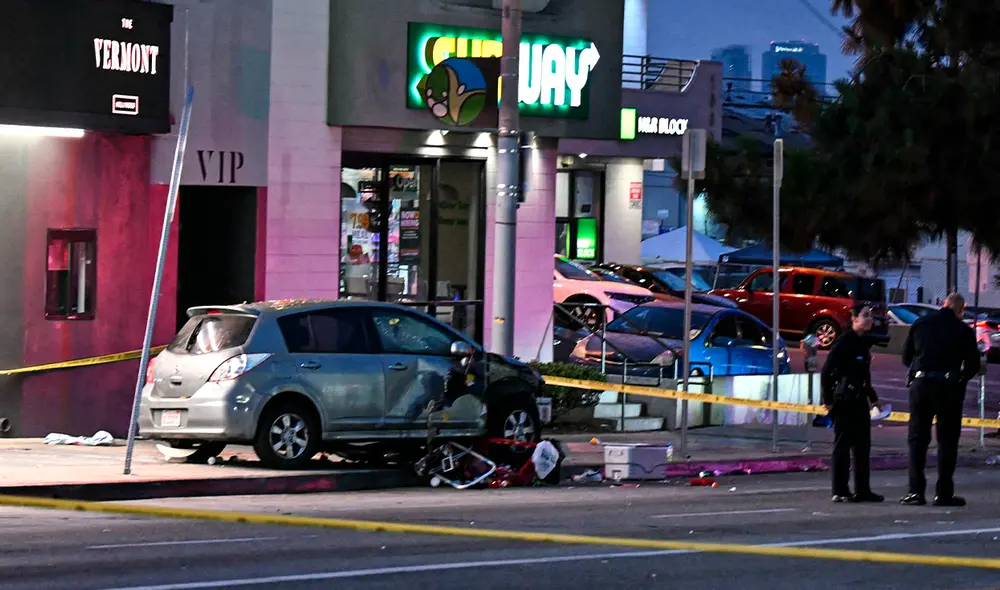 La alcaldesa Karen Bass agradeció el apoyo de la Policía y calificó el atropello masivo como "una tragedia desgarradora". La alcaldesa Karen Bass agradeció el apoyo de la Policía y calificó el atropello masivo como "una tragedia desgarradora".