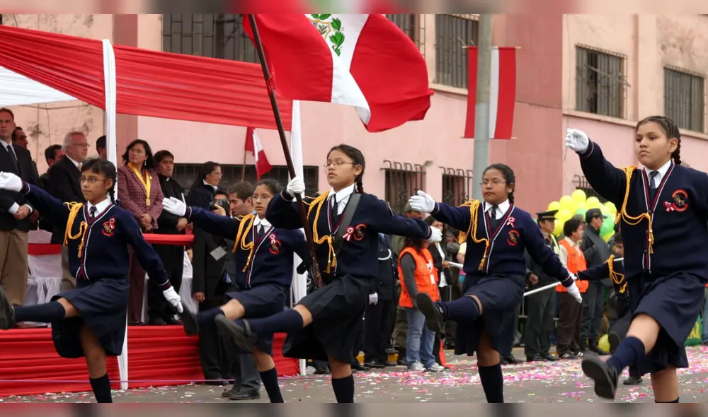 Sigue todos los acontecimientos sobre este desfile escolar 2025. Foto: Composición LR