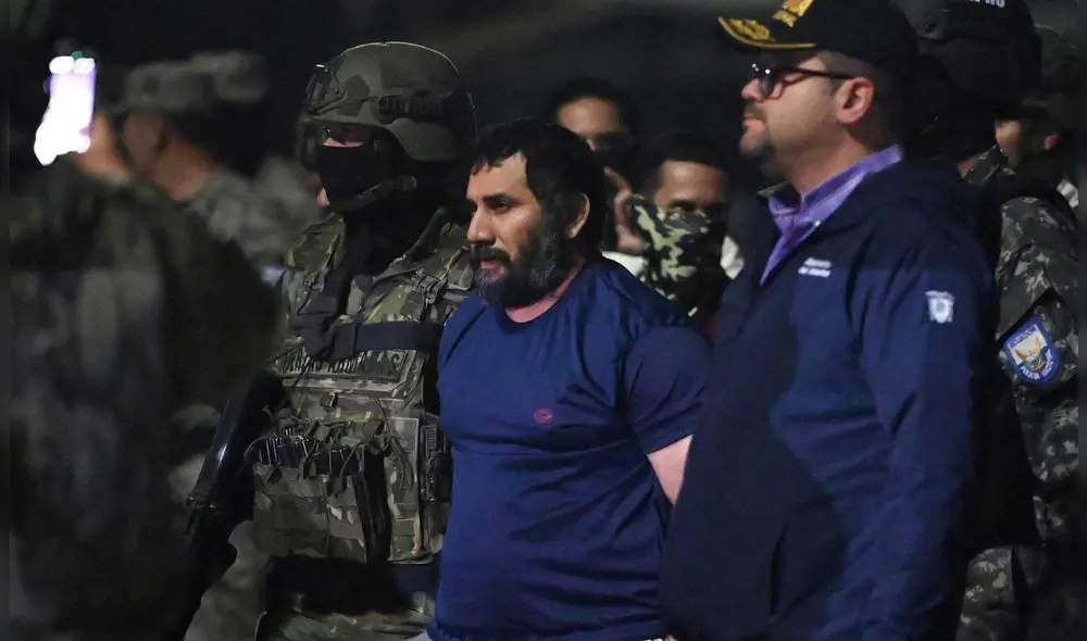 ‘Fito’, líder de Los Choneros, fue extraditado a EE.UU. tras protagonizar una fuga que sumió a Ecuador en el caos y evidenció el poder del crimen organizado en las cárceles. ‘Fito’, líder de Los Choneros, fue extraditado a EE.UU. tras protagonizar una fuga que sumió a Ecuador en el caos y evidenció el poder del crimen organizado en las cárceles.