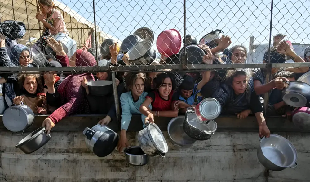 Gaza enfrenta un colapso humanitario con miles de muertos por desnutrición. Foto: EFE