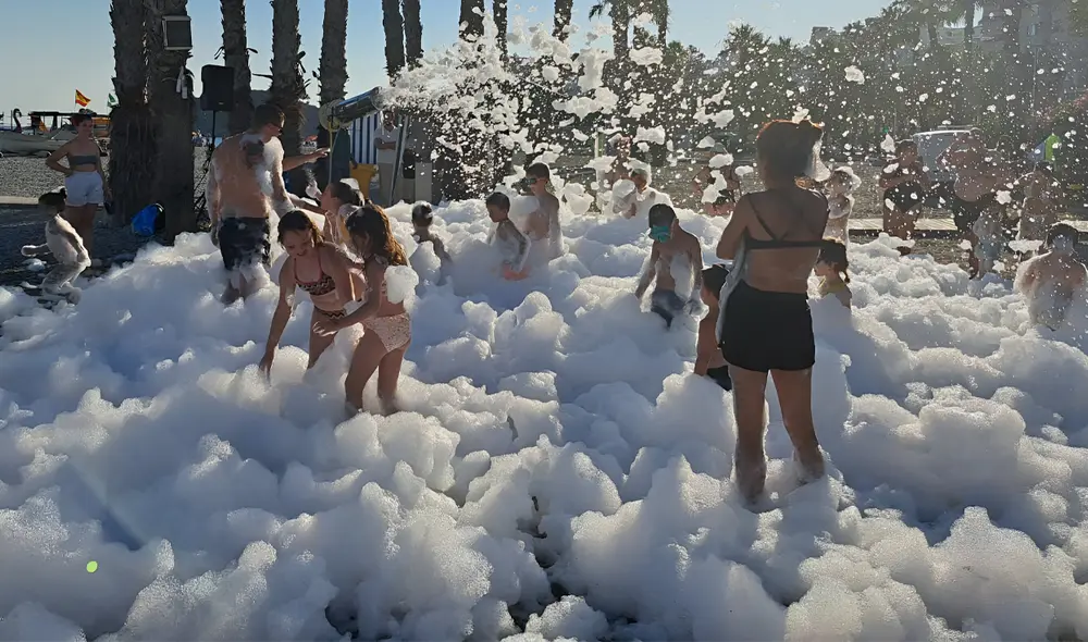 Sienna Crank sufrió una profunda herida durante una fiesta de espuma en Turquía.