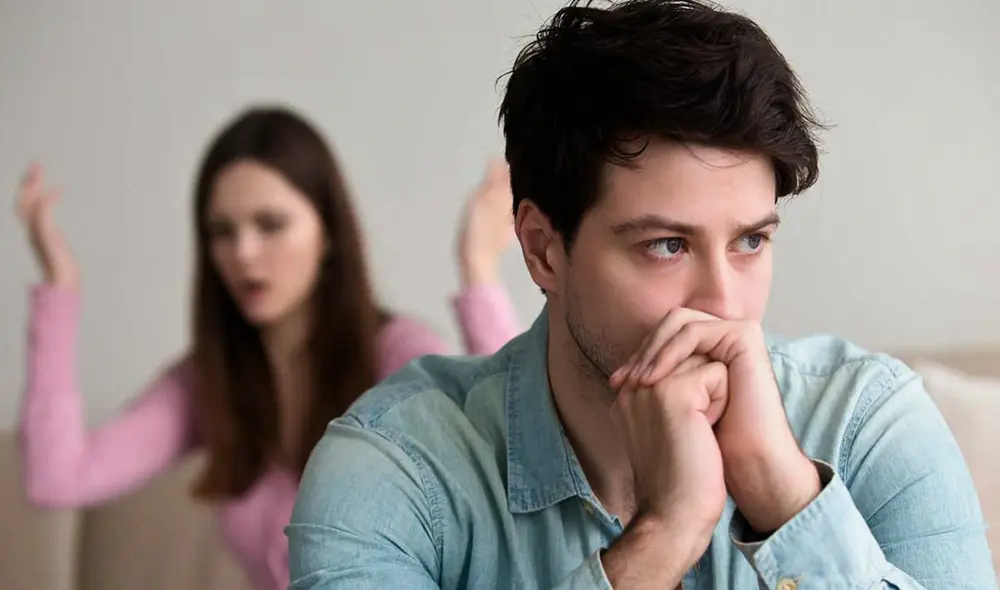 Guardar silencio para evitar discusiones puede estar relacionado a experiencias de la infancia.