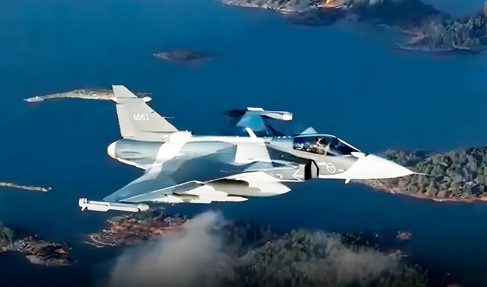 El caza sueco Gripen E es una de las aeronaves finalistas para la adquisición que tiene previsto la FAP este año, junto con los franceses Rafale F4 y el estadounidense F-16 Block 70. Foto: Saab El caza sueco Gripen E es una de las aeronaves finalistas para la adquisición que tiene previsto la FAP este año, junto con los franceses Rafale F4 y el estadounidense F-16 Block 70. Foto: Saab