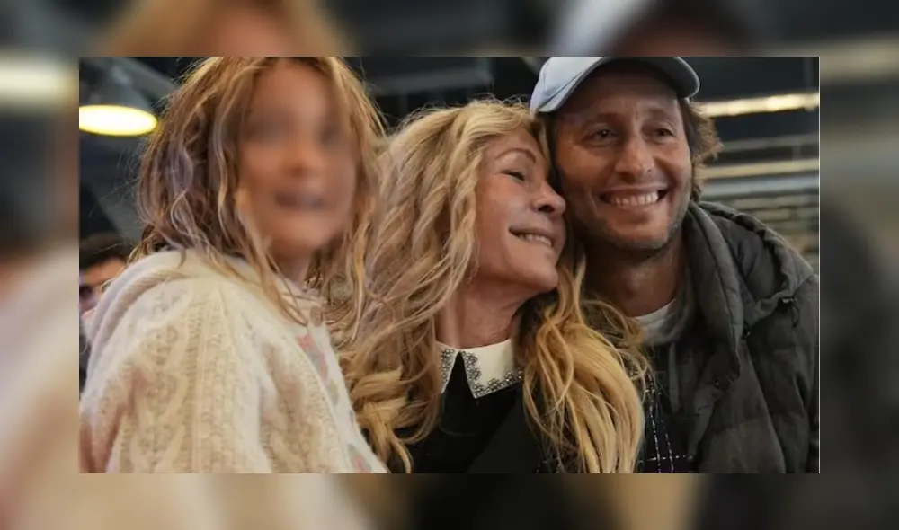 Nieta de la productora de 'Rebelde Way'. Nieta de la productora de 'Rebelde Way'.