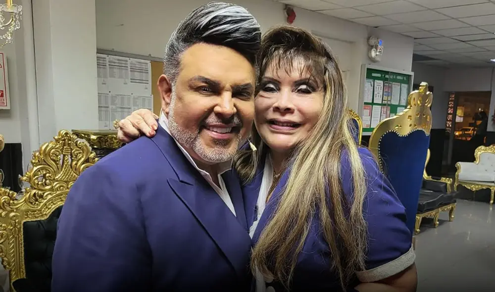 El presentador Andrés Hurtado “Chibolín” y Graciela Loya Aquije, la dueña de “Villa Cosentino”, donde se armó la rumba no autorizada de los generales PNP. Foto: difusión El presentador Andrés Hurtado “Chibolín” y Graciela Loya Aquije, la dueña de “Villa Cosentino”, donde se armó la rumba no autorizada de los generales PNP. Foto: difusión