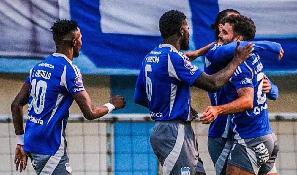 Emelec se impone en su visita ante Libertad FC. Foto: Emelec