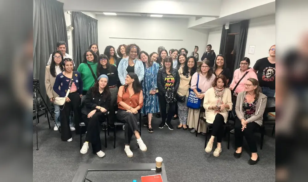 NUNA otorga un premio en el Festival de Cine de Lima.