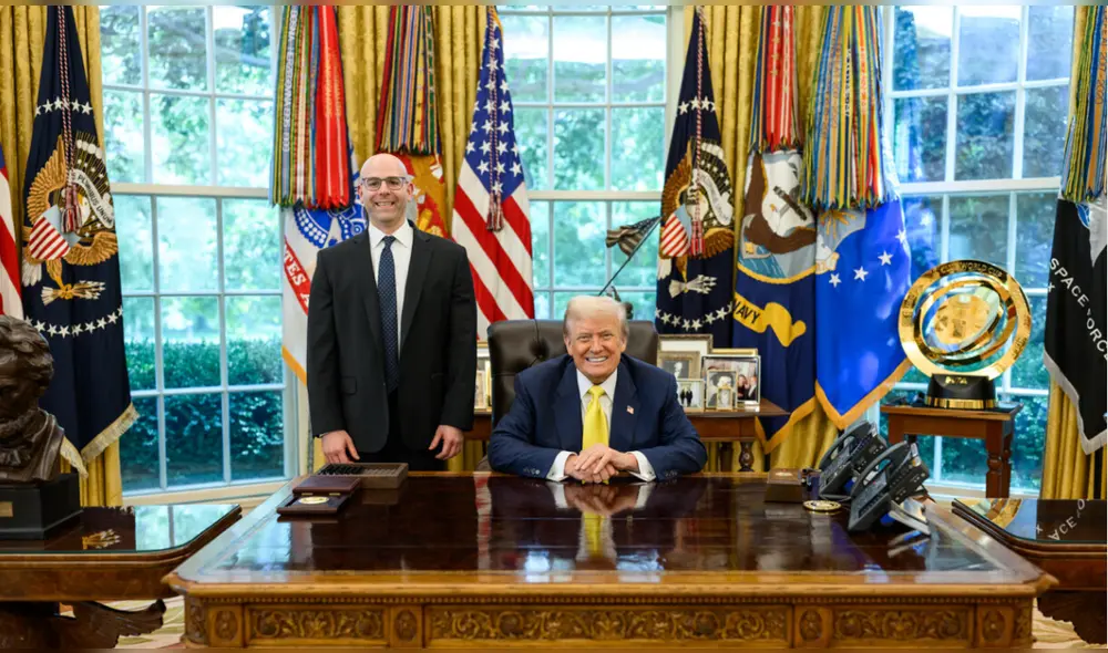 La salida de Adriana D. Kugler alteró la sucesión en la Reserva Federal (Fed). Foto: Donald Trump vía Truth Social