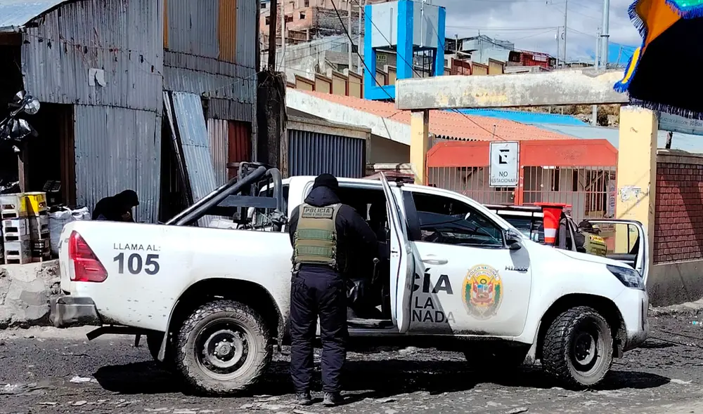 Policía investiga el móvil del crimen perpetrado en concurrida calle.