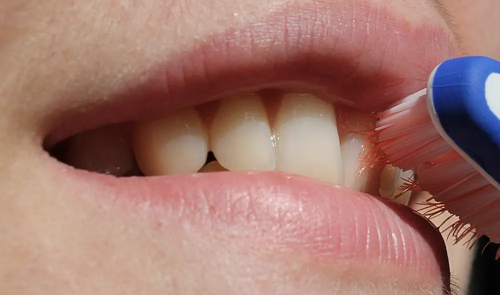 Científicos descubren una nueva forma de reparar los dientes dañados.