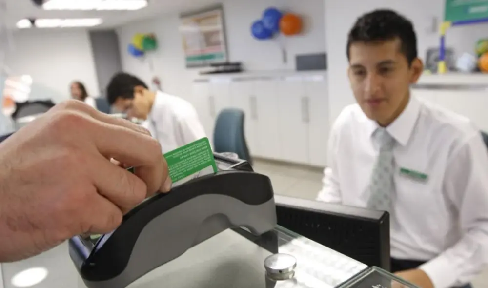 La norma de la SBS obliga a las entidades financieras a aplicar mayor control en cuentas y créditos de los PEP. La norma de la SBS obliga a las entidades financieras a aplicar mayor control en cuentas y créditos de los PEP.