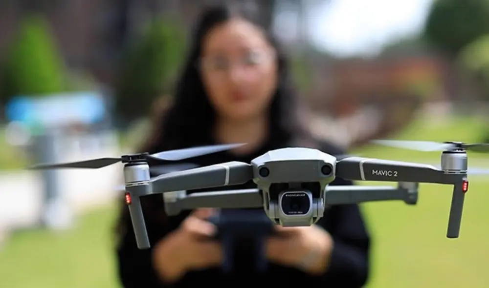 Para poder sobrevolar con el dron en el Perú tienes que tener en cuenta ciertos requisitos.