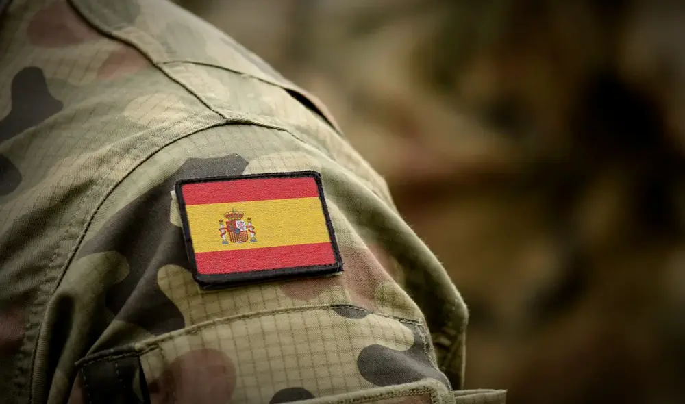 Los militares españoles verán mejorados sus sueldos en septiembre 2025. La subida salarial forma parte del Plan Integral de Defensa.