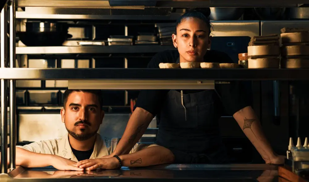 Lady Bee gana premio internacional por su hospitalidad en The World's 50 Best Bars 2025 Lady Bee gana premio internacional por su hospitalidad en The World's 50 Best Bars 2025