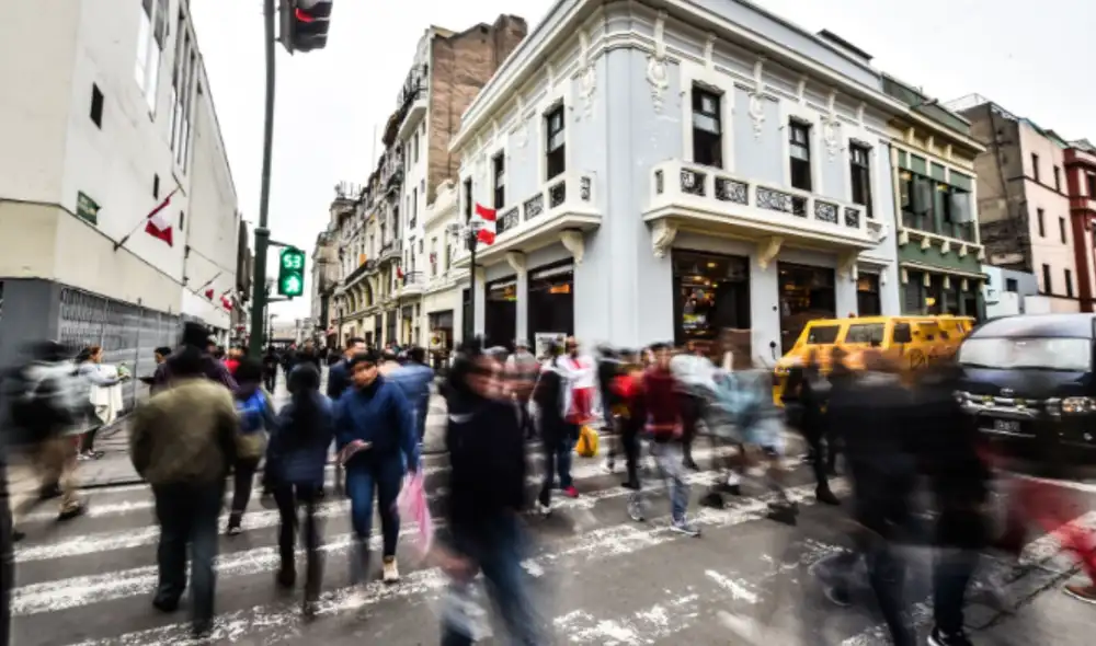 Se sugiere programar los feriados estratégicamente y evaluar su relevancia. Foto: Andina