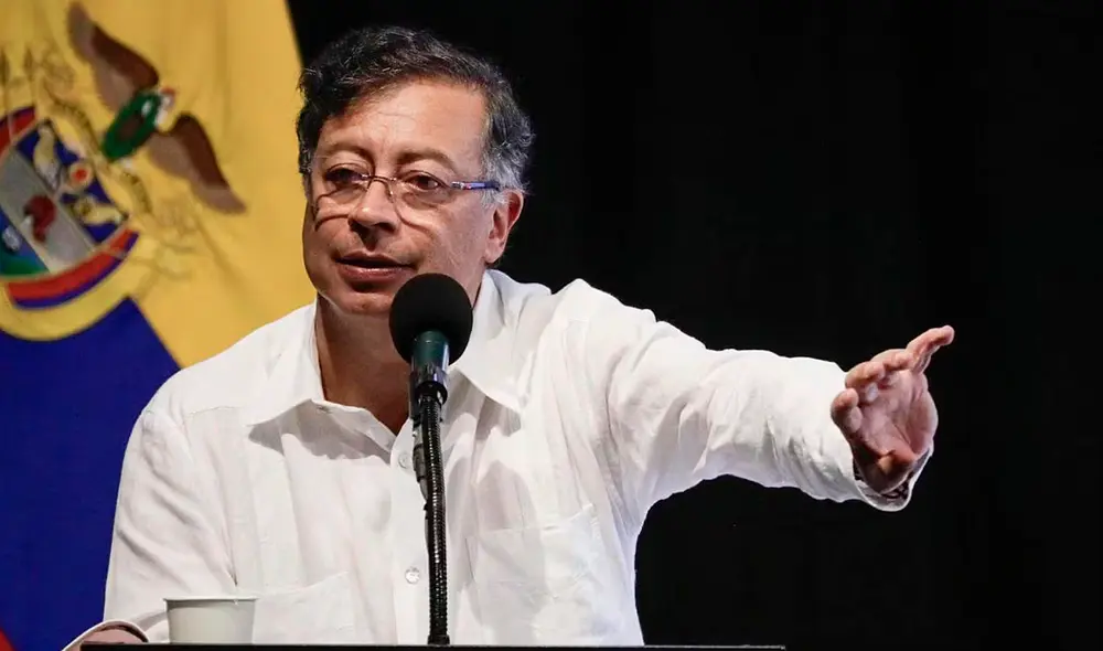 Gustavo Petro rechazó envío de buques militares de EEUU a Venezuela.