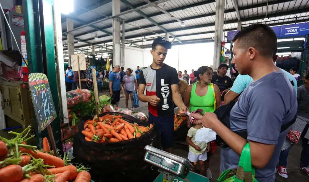 El índice de Precios al Consumidor cerró agosto en 1,11%, según el INEI. Foto: Andina