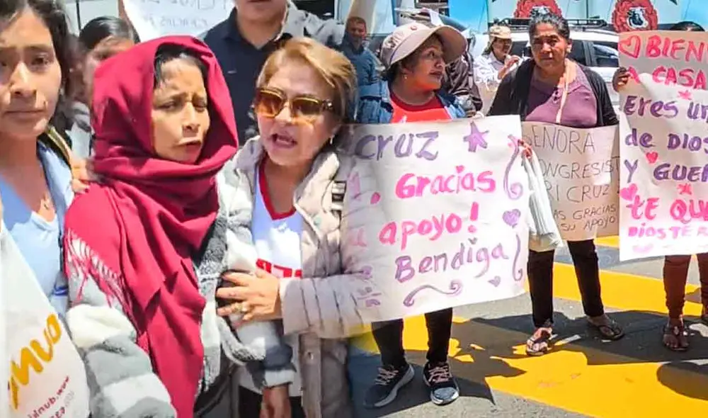 Joven peruana regresó a La Arena, en Piura, donde vivirá bajo los cuidados de su madre mientras se llevan a cabo las investigaciones de su desaparición y hallazgo en Colombia.