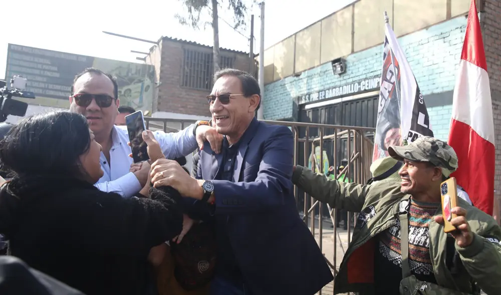 Martín Vizcarra salió del penal de Barbadillo tras fallo del Poder Judicial. Foto: Carlos Felix/URPI-LR Martín Vizcarra salió del penal de Barbadillo tras fallo del Poder Judicial. Foto: Carlos Felix/URPI-LR