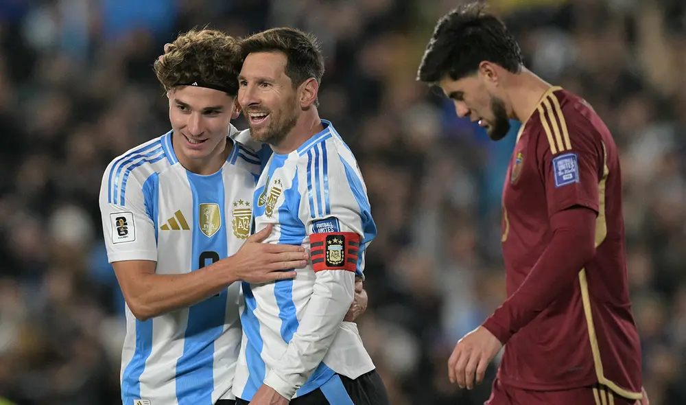 Con su doblete en este Argentina vs Venezuela, Lionel Messi es el goleador de las eliminatorias 2026. Foto: Conmebol
