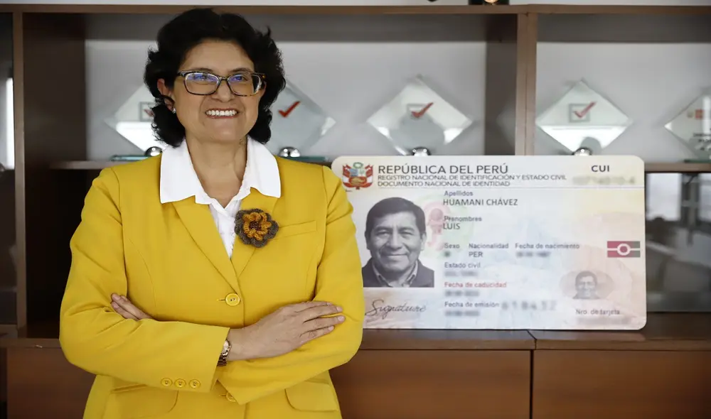 Carmen Velarde dice que 19 millones de electores votarán por primera vez por un congreso bicameral. Fotografía: Sebastián Blanco / La República Carmen Velarde dice que 19 millones de electores votarán por primera vez por un congreso bicameral. Fotografía: Sebastián Blanco / La República