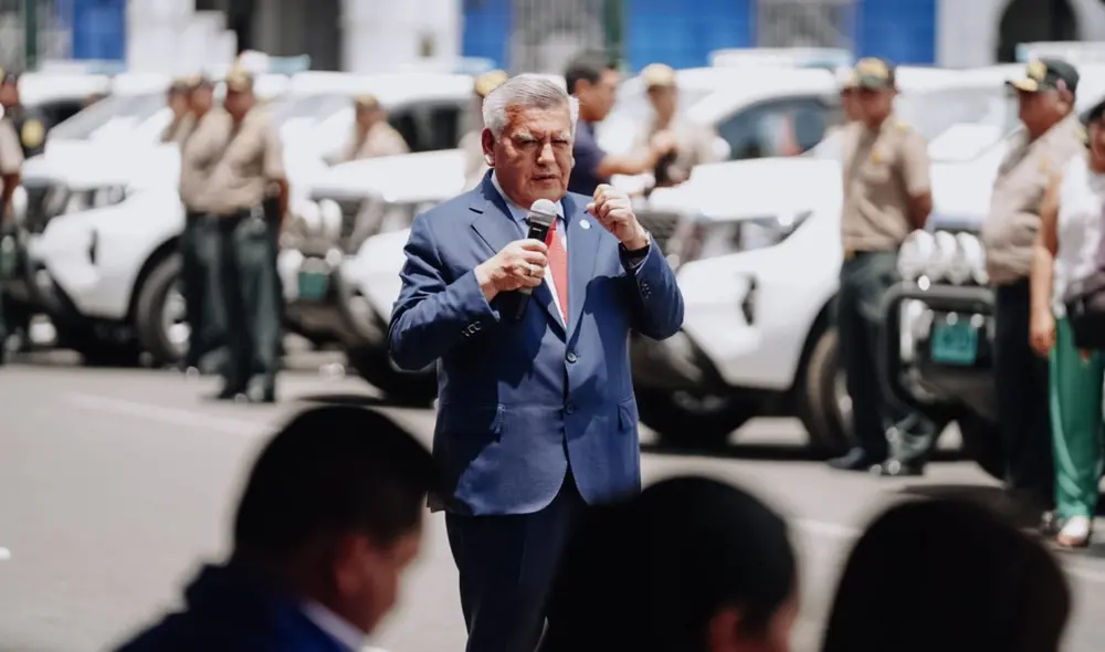 César Acuña dijo que desconocía la compra sobrevalorada. Foto: Gore La Libertad.