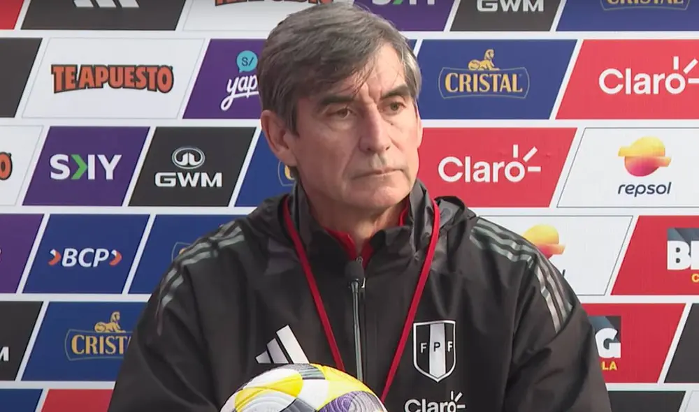 Óscar Ibáñez llegó a la selección peruana a inicios de febrero del 2025. Foto: captura FPF/YouTube