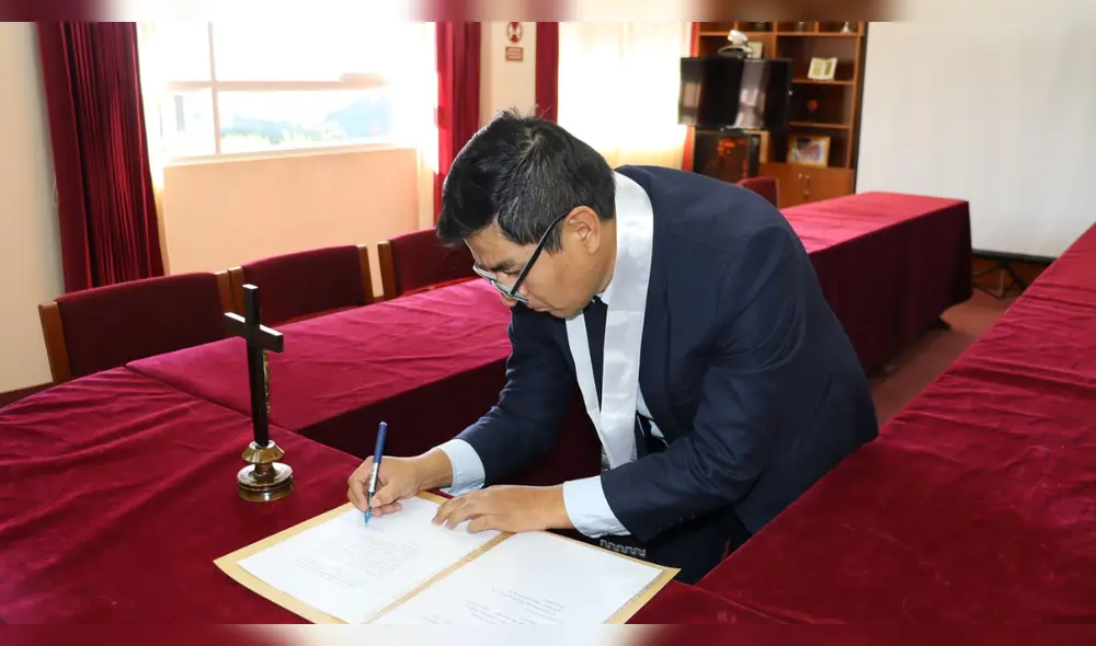 La ceremonia de juramentación fue presidida por el Dr. Jorge Guillermo Fernández Ceballos. Fuente: Difusión.