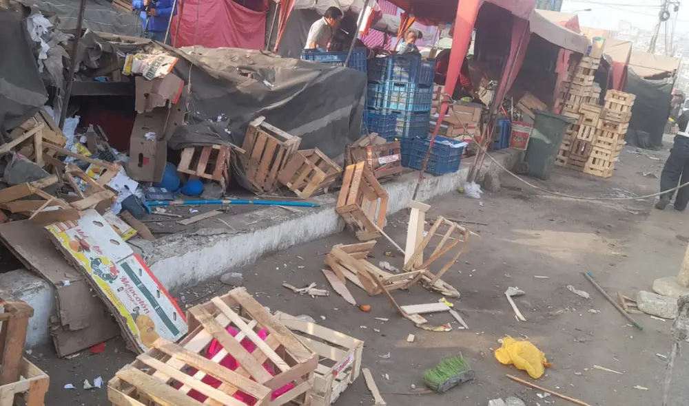 Negocios son afectados por explosivo en Carabayllo. Foto: Mabel Alva