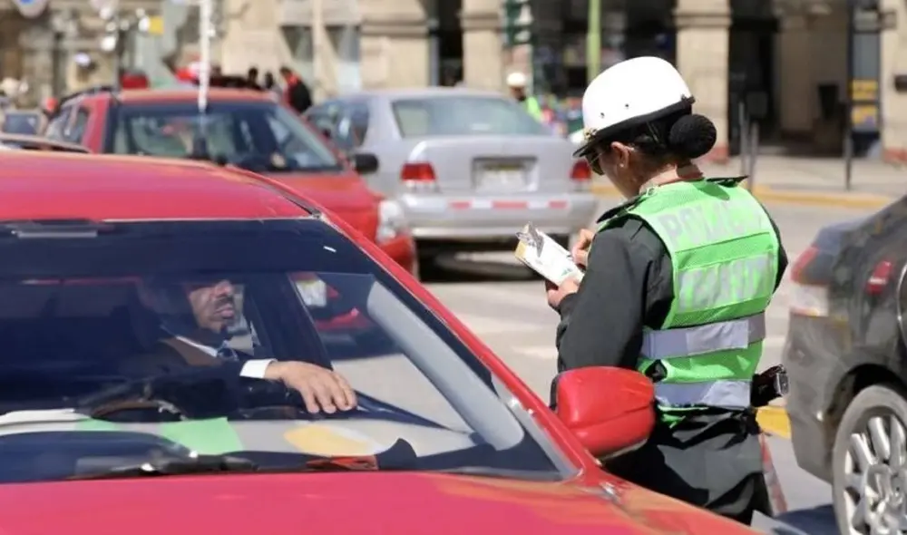 Desde 2016, el récord de conductor del MTC puede consultarse gratis por internet. Foto: Andina