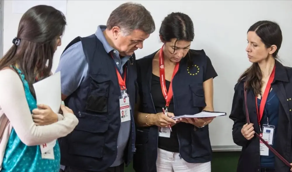 Los fiscalizadores pueden realizar visitas sin previo aviso y están obligados a entregar un acta con observaciones tras cada intervención. Foto: Agencia Anadolu Los fiscalizadores pueden realizar visitas sin previo aviso y están obligados a entregar un acta con observaciones tras cada intervención. Foto: Agencia Anadolu