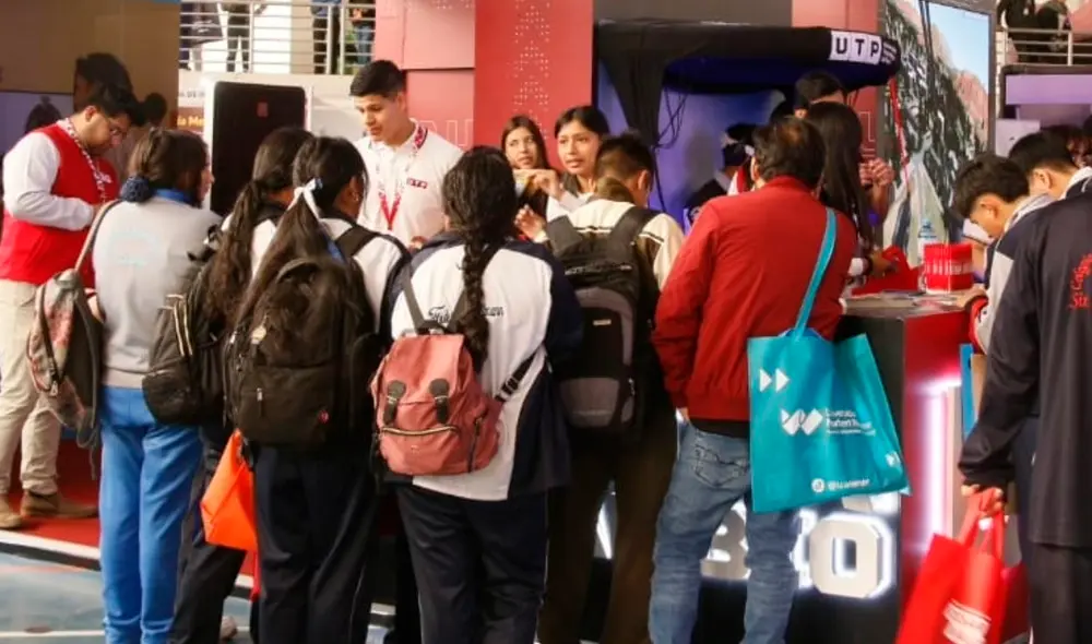 Cada vez más jóvenes peruanos eligen estudiar en el extranjero para mejorar su desarrollo profesional. En el último año, más de 2600 estudiantes optaron por Australia, atraídos por su alta calidad de vida. Foto: ExpoUniversidad