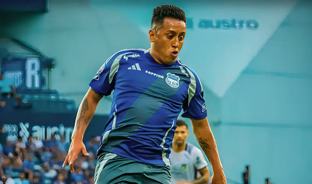 Christian Cueva reaparece en los entrenamientos de Emelec luego de someterse a estudios médicos en su pierna derecha.